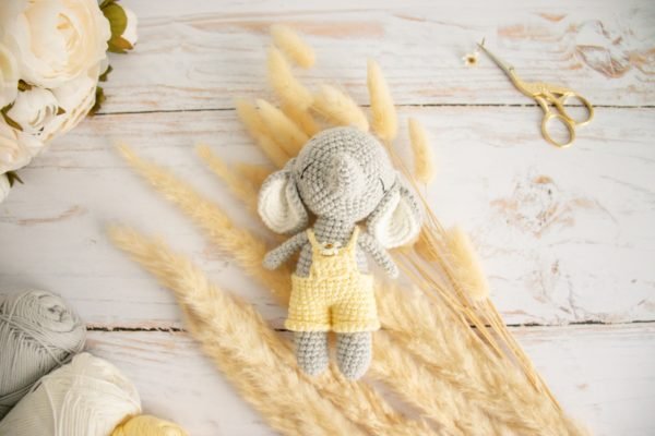 La poupée Éléphant "Little Henry"