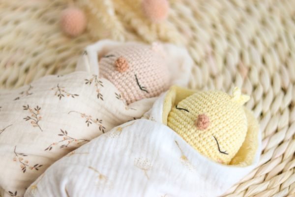 doudou poussin au crochet à personaliser