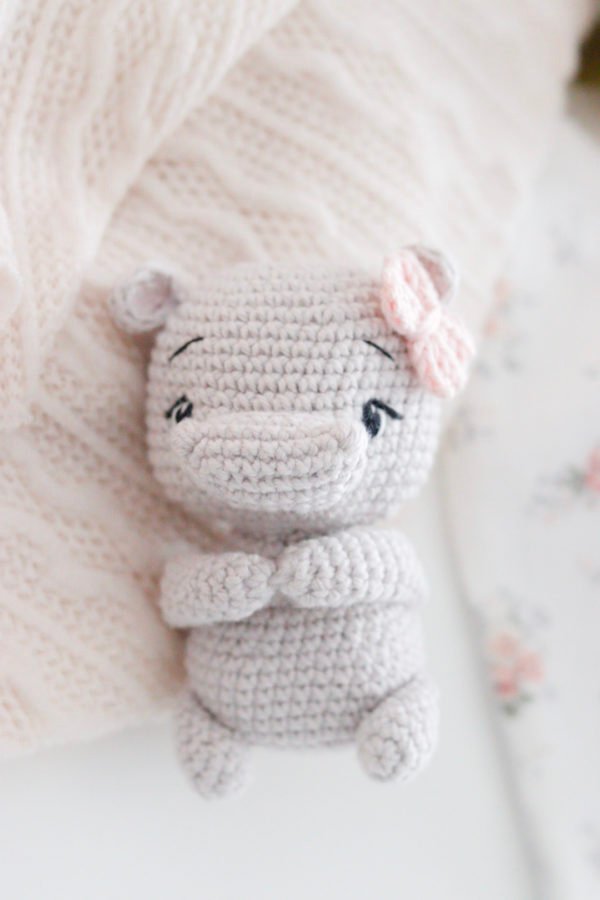 Doudou câlinou Hippo au crochet à personnaliser