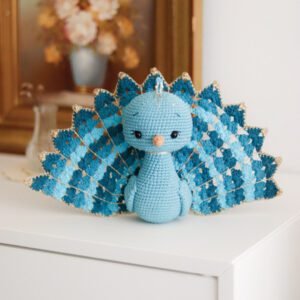 Patron crochet amigurumi DIY - le paon majestueux