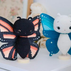 Kit crochet papillon ailes bleu et monarque amigurumi