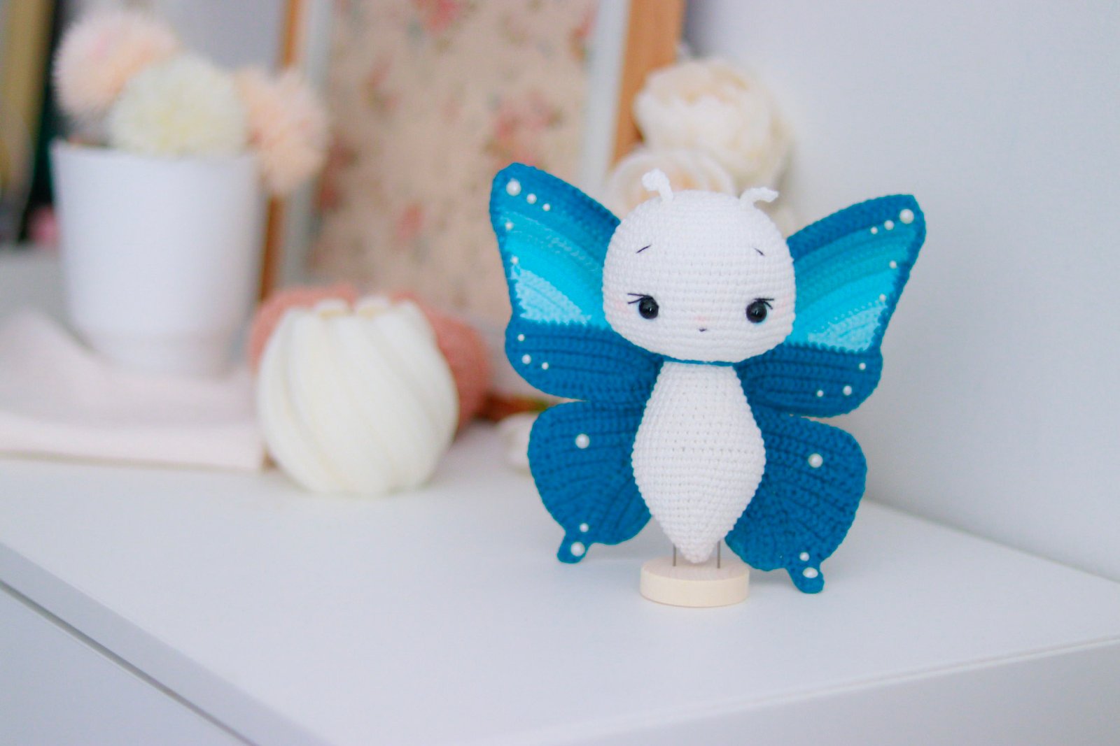 Kit crochet papillon ailes bleu et monarque amigurumi
