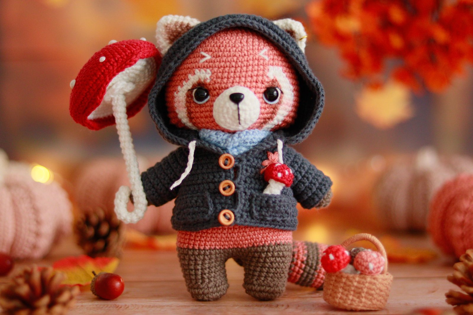 Kit crochet Robin le panda roux avec parapluie amanite et panier de champignons